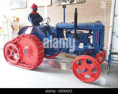 1948 Fordson E27N grand tracteur en het Museum voor nostalgie en TECHNIEK, Dorpsstraat 38, pic Langenboom4 Banque D'Images