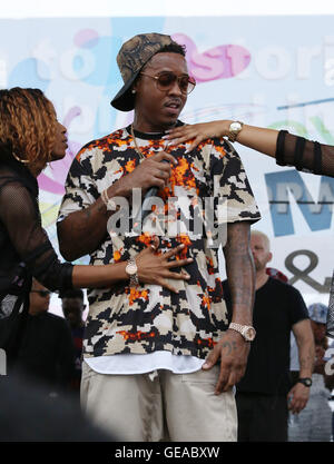 Miami, Floride, USA. 23 juillet, 2016. Le rappeur américain Jeremih effectue au cours de l'Assemblée Overtown Music & Arts Festival le 23 juillet 2016 à Miami, États-Unis. Photo par Sean Drakes/Alamy Live News Banque D'Images