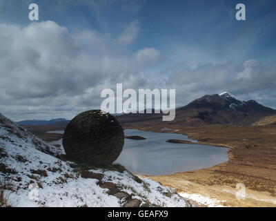 Vue de Knockan Crag Trail, Highlands, en Écosse. Banque D'Images