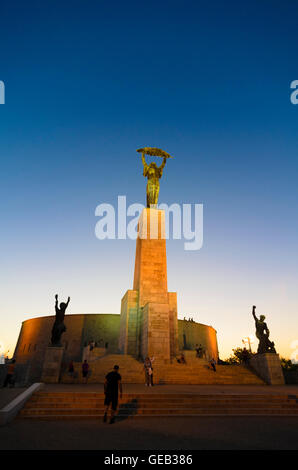 Budapest : Statue de la liberté sur la colline Gellert, Hongrie, Budapest, Banque D'Images