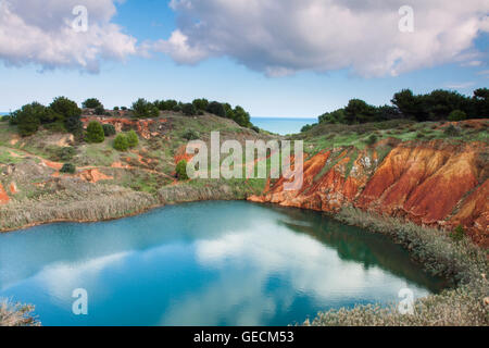 Lago di Otranto une Bauxite) Banque D'Images