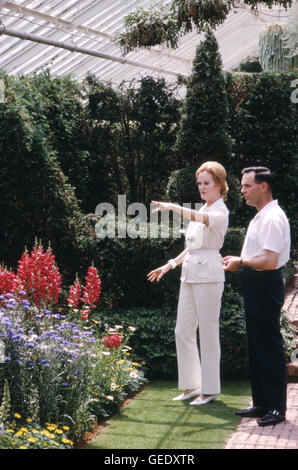 Doris Duke, héritière, à Duke Gardens en 1968. Banque D'Images