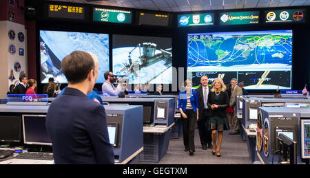 Dr. Jill Biden Tours Centre spatial Johnson de la NASA 03020103 Banque D'Images