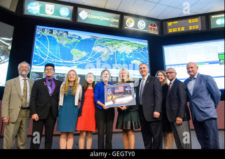 Dr. Jill Biden Tours Centre spatial Johnson de la NASA 03020111 Banque D'Images