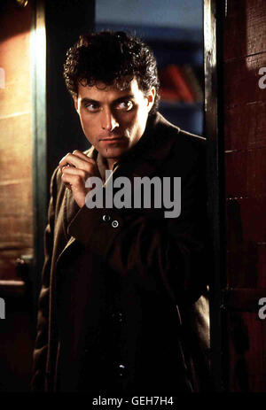 Rufus Sewell John Murdoch (Rufus Sewell) wird von verdaechtigt Frauenmorden, eine Serie begangen zu haben. Ihm selbst fehlt allerdings jede Erinnerung daran. *** *** Légende locale 1997, Dark city, Dark City Banque D'Images