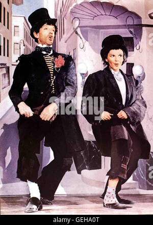 Fred Astaire, Judy Garland Nachdem Don Hewes (Fred Astaire) Tanzpartnerin weggelaufen seine trainiert, ist er mit Hannah Brown (Judy Garland). *** *** Légende locale 1946, 1940er, 1940, Easter Parade, Film, Musical, Osterspaziergang Banque D'Images