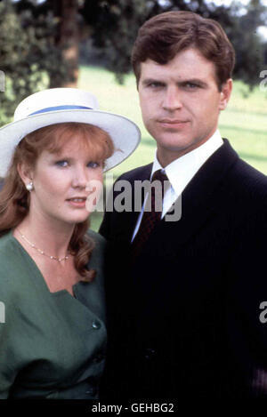Fergie (Pippa Hinchley), Andrew Miller (Sam) *** légende locale *** 1992, Fergie et Andrew : derrière le Palais Doo, Fergie et Andrew Banque D'Images