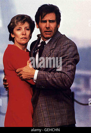 Betty Buckley, Harrison Ford Waehrend eines Kongresses werden der amerikanische à Paris Chirurg Dr Richard Walker (Harrison Ford) und seine Frau Sondra (Betty Buckley) dans verwickelt unfreiwillig kriminelle Machenschaften. *** *** Légende locale 1988, Fra Banque D'Images