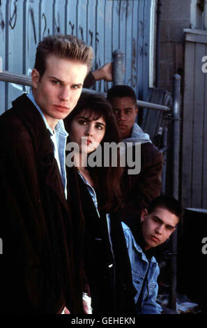 James Marshall, Cara Buono, Cuba Gooding Jr., Jon Seda Tommy (James Marshall,l) und seine Freunde wohnen in einer Gegend, wo Gewalt und zum Alltag gehoeren Schutzgelderpressung. *** *** 1992 légende locale, Gladiator, l', Faeuste - Du Musst Um Dein Recht Banque D'Images