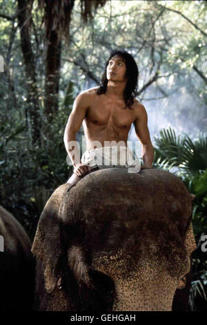 Jason Scott Lee Traurig kehrt Mogli (Jason Scott Lee) in den Dschungel zurueck. *** *** Légende locale, 1967, le livre de la Jungle, Das Dschungelbuch Banque D'Images