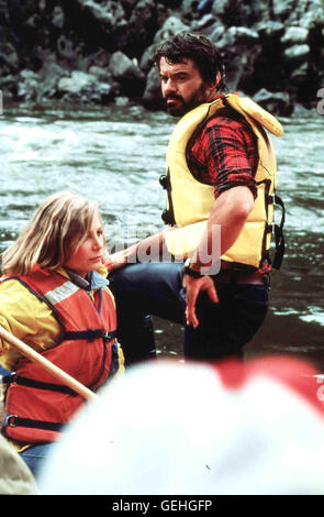 Deborah Raffin, Robert Urich der ehrgeizige Anwalt Charles Duke (Robert Urich) dans Holzfaellerort dem kleinen Hells Gate seinen Urlaub verbringen. Reisen mit ihm noch seine Bekannte (Deborah Raffin), ein Freund und ein Kongressabgeordneter. *** Les Banque D'Images