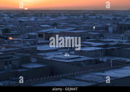 Lever du soleil sur la ville de Khiva en Ouzbékistan. Banque D'Images