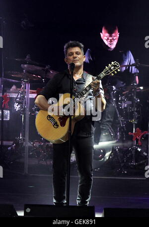 26 juillet 2016 - Le chanteur Alejandro Sanz revient à obtenir sa deuxième visite à Malaga en moins d'un an avec plus de 10 000 personnes dans le Palais des sports Martín Carpena MÃ¡laga avec sa nouvelle tournée appelée '' érable © - Photos Lorenzo Carnero/ZUMA/Alamy Fil Live News Banque D'Images