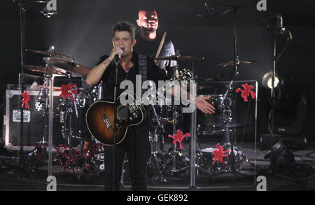 26 juillet 2016 - Le chanteur Alejandro Sanz revient à obtenir sa deuxième visite à Malaga en moins d'un an avec plus de 10 000 personnes dans le Palais des sports Martín Carpena MÃ¡laga avec sa nouvelle tournée appelée '' érable © - Photos Lorenzo Carnero/ZUMA/Alamy Fil Live News Banque D'Images