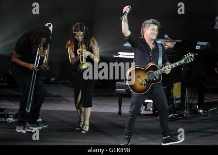 26 juillet 2016 - Le chanteur Alejandro Sanz revient à obtenir sa deuxième visite à Malaga en moins d'un an avec plus de 10 000 personnes dans le Palais des sports Martín Carpena MÃ¡laga avec sa nouvelle tournée appelée '' érable © - Photos Lorenzo Carnero/ZUMA/Alamy Fil Live News Banque D'Images