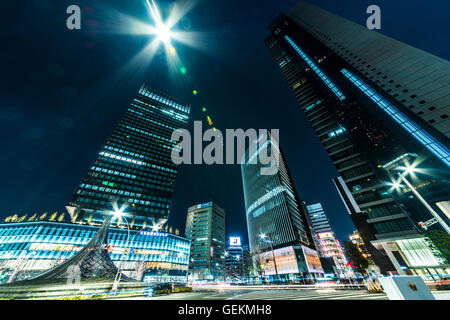 Scène de rue autour de la gare de Nagoya, Nakamura-Ku, Nagoya, Aichi Prefecture, Japan Banque D'Images