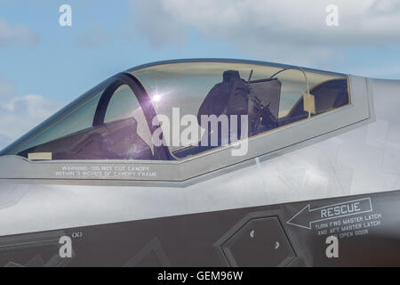 Close up of US Air Force F-35 Lightning 2 cockpit de l'avion, l'un des plus avancés des combattants modernes. RAF Fairford (RIAT 2016). Banque D'Images