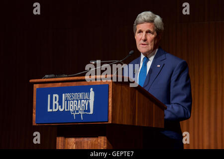 Kerry secrétaire prononce un discours sur le passé et l'avenir de la relation entre les États-Unis et le Vietnam à la guerre du Vietnam au Sommet de la LBJ Presidential Library à Austin Banque D'Images