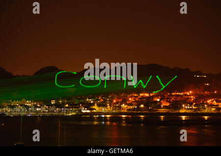 Laser de Conwy et lumière au nord du Pays de Galles Banque D'Images