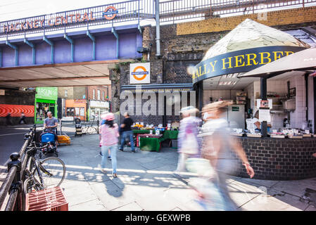 La gare centrale de Hackney colorés. Banque D'Images