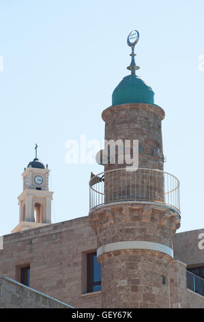 Jaffa, Israël, Moyen Orient : le minaret de la mosquée Al Bahr dans la vieille ville, connue comme la Mosquée Bleue, La mer la plus ancienne mosquée existante à Jaffa Banque D'Images