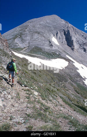 Escalade Mt Vihren, 2915m, dans le massif du Pirin près de Bansko, Bulgarie Banque D'Images