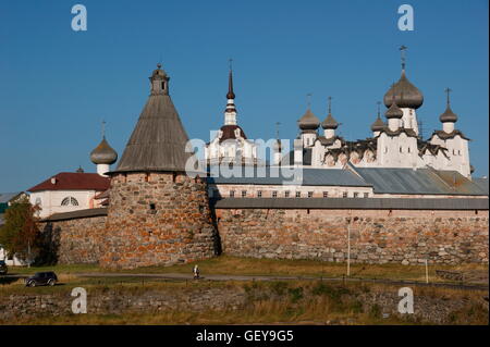 Géographie / voyages, Russie, Îles Solovetsky Solovetsky, Kremlin, murs et tours de défense, de la cathédrale, Banque D'Images