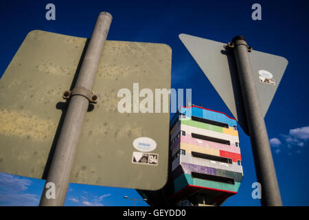 Détail sur l'arrière de l'Bierpinsel à Steglitz, Berlin, Allemagne. Banque D'Images