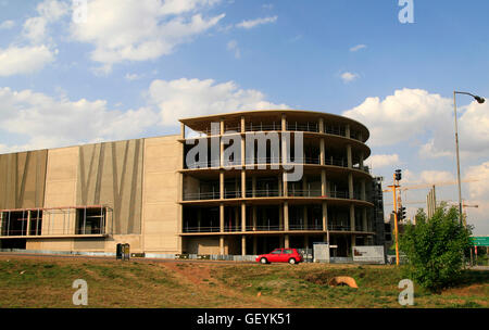 La Villa Mall ; incomplet en raison d'une faillite, Moreleta Park, Pretoria Banque D'Images