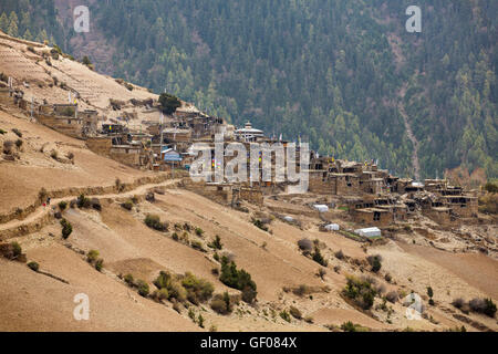 La région de Pisang village sur le circuit de l'Annapurna trek dans l'Himalaya, Népal Banque D'Images