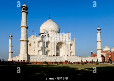 Taj Mahal, Inde - Janvier 2013. Vue sur le Taj Mahal pendant une après-midi d'hiver. Banque D'Images