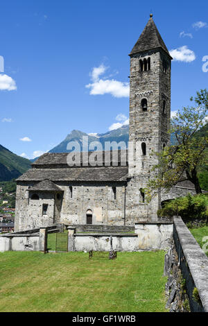 L'église St Pierre et Paul à Biasca, Cantone Ticino, Suisse Banque D'Images