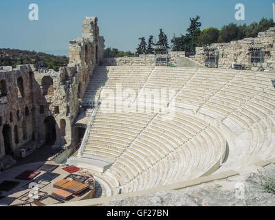 L'Odéon d'Hérode Atticus est un théâtre situé à structure en pierre sur la pente sud-ouest de l'acropole d'Athènes Banque D'Images