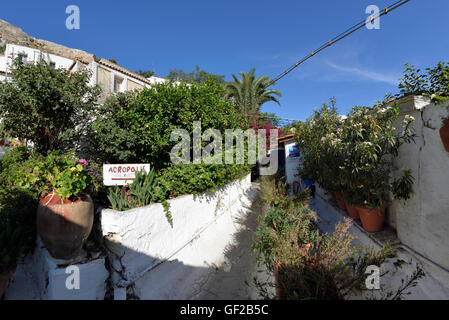 Vieilles maisons à Anafiotika de Plaka à Athènes, Grèce Banque D'Images