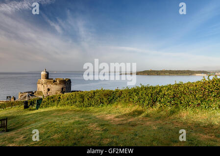 St Mawes Castle est un fort d'artillerie construit par Henry VIII près de Falmouth, Cornwall, UK Banque D'Images