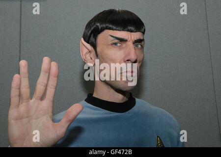 Londres, Royaume-Uni. 29 juillet, 2016. Un Monsieur Spock se ressemblent, toutes les 6 à 8 pieds de lui la London Film et bande dessinée. Con tenu à l'Olympia de Londres/Quezada-Neiman Crédit : Paul Alamy Live News Banque D'Images