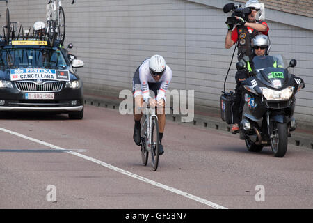 Utrecht, Pays-Bas jul 4:le cycliste Fabian Cancellara de trek factory racing team circonscription lors de l'étape 1 (individuel au temps t Banque D'Images