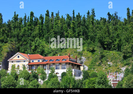 L'entrée principale de la grotte de la grotte de Postojna, Slovénie Postojna en Parc Banque D'Images