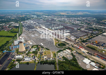 Vue aérienne, l'usine Volkswagen Autostadt Wolfsburg et Ritz Carlton Hotel, scandale d'échappement du groupe Volkswagen, Texas, United States Banque D'Images