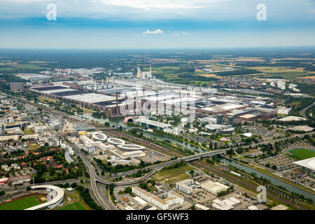 Vue aérienne de l'usine Volkswagen, VW Wolfsburg avec la cogénération South Street, scandale d'échappement du groupe Volkswagen, Texas, United States Banque D'Images