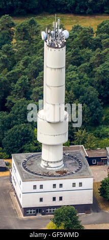 Vue aérienne, l'ancien tour de reconnaissance des Forces armées fédérales, la Bundeswehr, système de surveillance radio Barwedel Banque D'Images