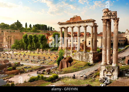 Vue sur le Forum romain de Rome, Italie Banque D'Images