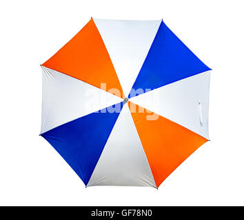 Utilisation parapluie avec meubles de jardin ou golf sur fond blanc Banque D'Images