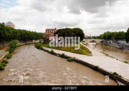 Isola Tiberina - Rome, Italie Banque D'Images