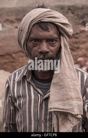 L'homme indien au marché de Vrindavan, Uttar Pradesh, Inde Banque D'Images