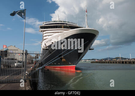 Bateau de croisière Cunard Queen Victoria, accosté au port d'Auckland, île du Nord, en Nouvelle-Zélande. Banque D'Images