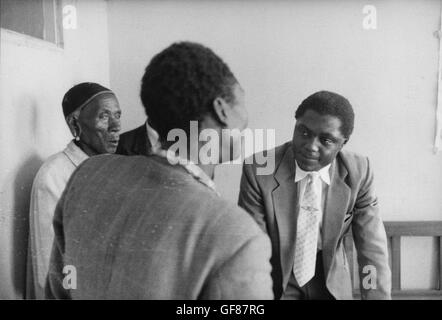 Tom Mboya (à droite), organisateur de la Conférence des peuples africains Banque D'Images