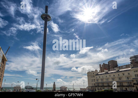 La tour i360 de British Airways sur le front de mer de Brighton, l'ouverture au public le 4 août. Banque D'Images