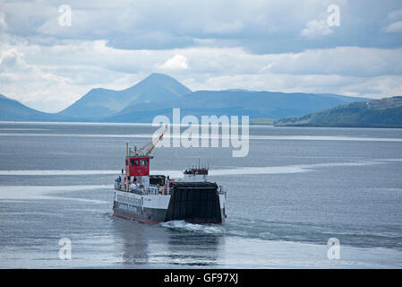 Caledonian MacBrayne voiture passagers MV 'Loch Linnhe' naviguant entre Tobermory et Seminaire Interreg Juin 2010/1 sur Mull SCO 10 998. Banque D'Images