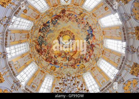 Intérieur de l'abbaye Ettal un monastère bénédictin dans le village d'Ettal, Bavière, Allemagne. Banque D'Images